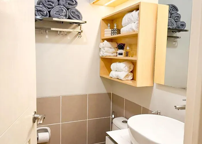 Midhaven Aparthotel