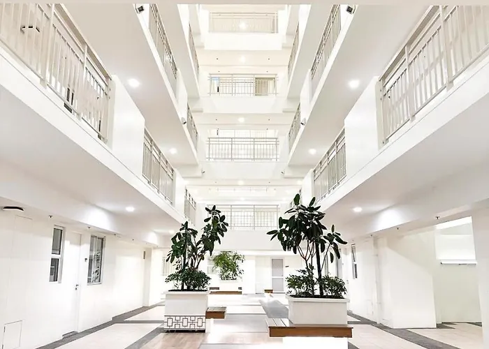 Midhaven * Manila
