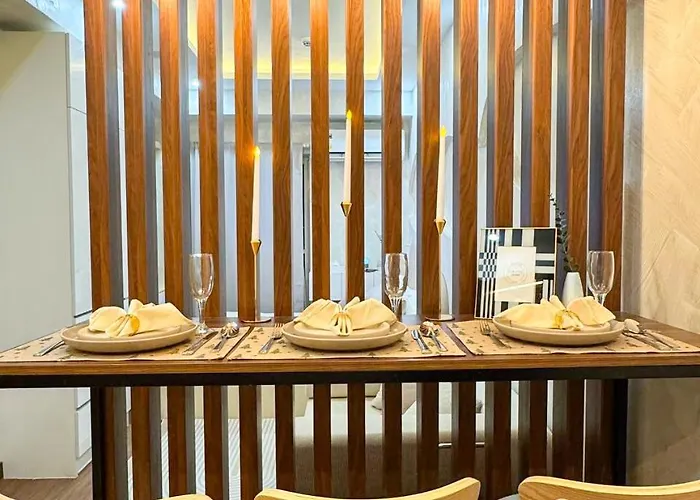 Aparthotel Midhaven Manila