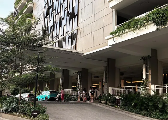 Aparthotel Midhaven Manila